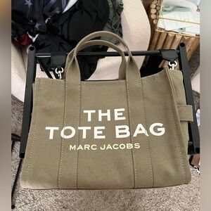 Marc Jacob’s Tote Bag Medium
